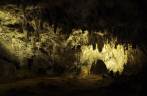 O belíssimo e enorme salão principal da caverna em Carlsbad Caverns National Park, no sul do Novo México, nos Estados Unidos